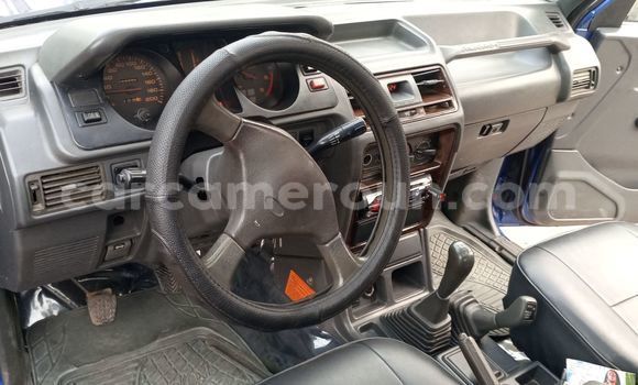 Sayi Na hannu Mitsubishi Pajero Blue Mota in Douala a Ƙasar Kamaru Sayi Na hannu Mitsubishi Pajero Blue Mota in Douala a Ƙasar Kamaru