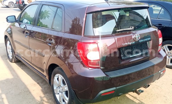 Sayi Imported Toyota Urban Cruiser Sauran Mota in Douala a Ƙasar Kamaru Sayi Imported Toyota Urban Cruiser Sauran Mota in Douala a Ƙasar Kamaru