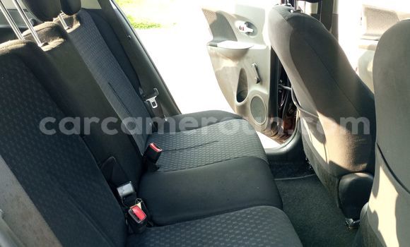 Sayi Imported Toyota Urban Cruiser Sauran Mota in Douala a Ƙasar Kamaru Sayi Imported Toyota Urban Cruiser Sauran Mota in Douala a Ƙasar Kamaru