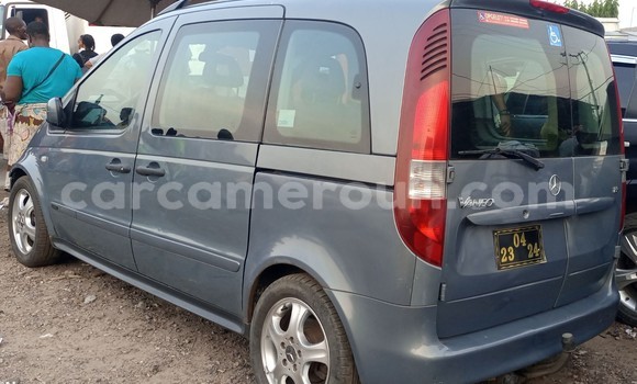 Sayi Imported Mercedes‒Benz Vaneo Azurfa Mota in Douala a Ƙasar Kamaru Sayi Imported Mercedes‒Benz Vaneo Azurfa Mota in Douala a Ƙasar Kamaru