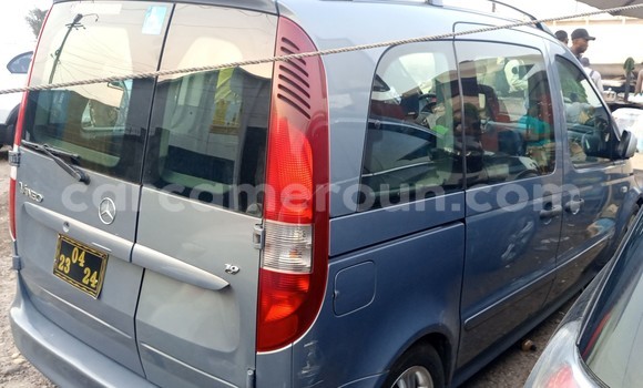 Sayi Imported Mercedes‒Benz Vaneo Azurfa Mota in Douala a Ƙasar Kamaru Sayi Imported Mercedes‒Benz Vaneo Azurfa Mota in Douala a Ƙasar Kamaru