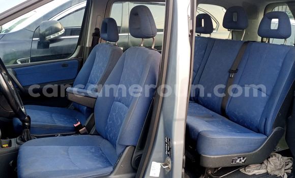 Sayi Imported Mercedes‒Benz Vaneo Azurfa Mota in Douala a Ƙasar Kamaru Sayi Imported Mercedes‒Benz Vaneo Azurfa Mota in Douala a Ƙasar Kamaru