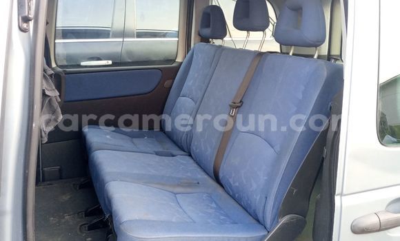 Sayi Imported Mercedes‒Benz Vaneo Azurfa Mota in Douala a Ƙasar Kamaru Sayi Imported Mercedes‒Benz Vaneo Azurfa Mota in Douala a Ƙasar Kamaru