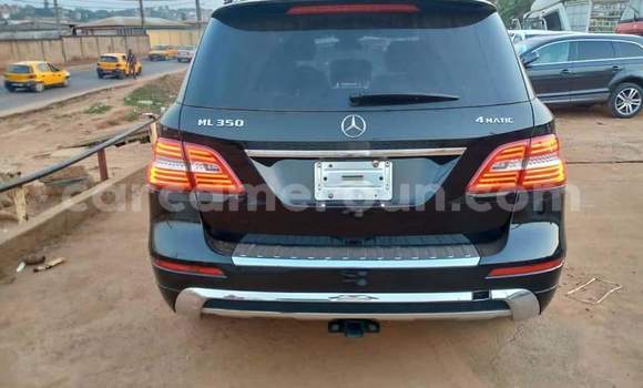 Acheter Occasion Voiture Mercedes‒Benz ML–Class Noir à Yaoundé, Central Cameroon Acheter Occasion Voiture Mercedes‒Benz ML–Class Noir à Yaoundé, Central Cameroon