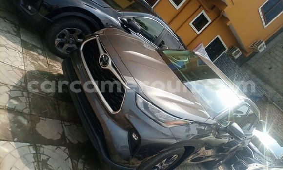 Acheter Import Voiture Toyota Highlander Gris à Douala, Littoral Cameroon Acheter Import Voiture Toyota Highlander Gris à Douala, Littoral Cameroon