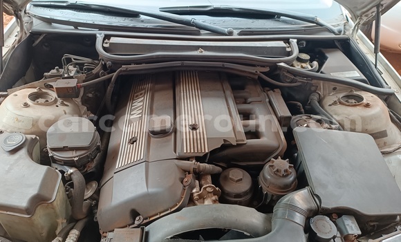 Acheter Occasion Voiture BMW 326 Gris à Yaoundé, Central Cameroon Acheter Occasion Voiture BMW 326 Gris à Yaoundé, Central Cameroon