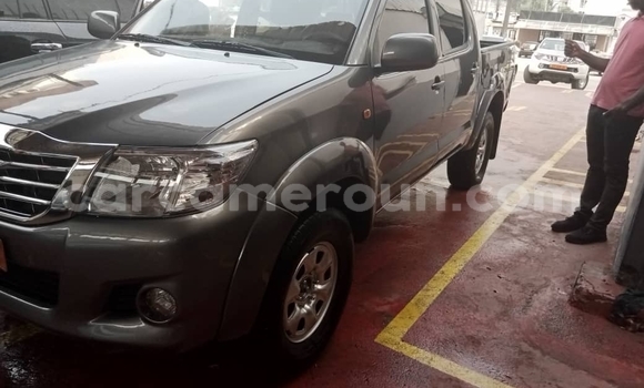 Buy Used Toyota Hilux Silver Car in Douala in Littoral Cameroon Buy Used Toyota Hilux Silver Car in Douala in Littoral Cameroon