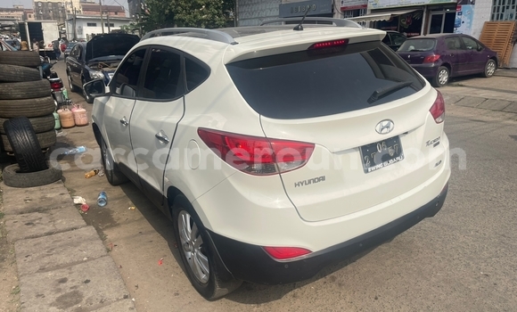 Acheter Occasion Voiture Hyundai Tucson Blanc à Douala, Littoral Cameroon Acheter Occasion Voiture Hyundai Tucson Blanc à Douala, Littoral Cameroon