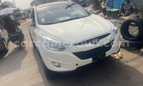 Acheter Occasion Voiture Hyundai Tucson Blanc à Douala, Littoral Cameroon Acheter Occasion Voiture Hyundai Tucson Blanc à Douala, Littoral Cameroon