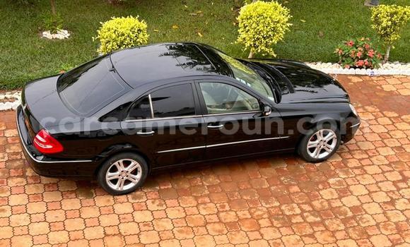 Acheter Occasion Voiture Mercedes-Benz E-Classe Noir à Yaoundé, Central Cameroon Acheter Occasion Voiture Mercedes-Benz E-Classe Noir à Yaoundé, Central Cameroon