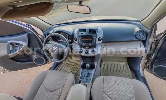 Acheter Occasion Voiture Toyota RAV4 Gris à Yaoundé, Central Cameroon Acheter Occasion Voiture Toyota RAV4 Gris à Yaoundé, Central Cameroon