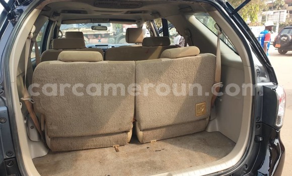 Acheter Occasion Voiture Toyota Fortuner Noir à Yaoundé, Central Cameroon Acheter Occasion Voiture Toyota Fortuner Noir à Yaoundé, Central Cameroon