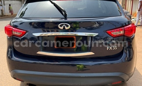 Sayi Na hannu Infiniti FX Brown Mota in Yaounde a Babban Kamaru Sayi Na hannu Infiniti FX Brown Mota in Yaounde a Babban Kamaru