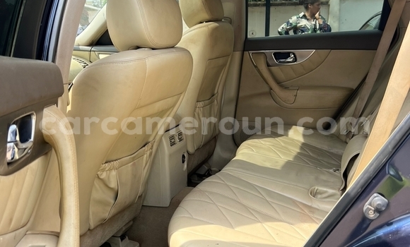 Sayi Na hannu Infiniti FX Brown Mota in Yaounde a Babban Kamaru Sayi Na hannu Infiniti FX Brown Mota in Yaounde a Babban Kamaru