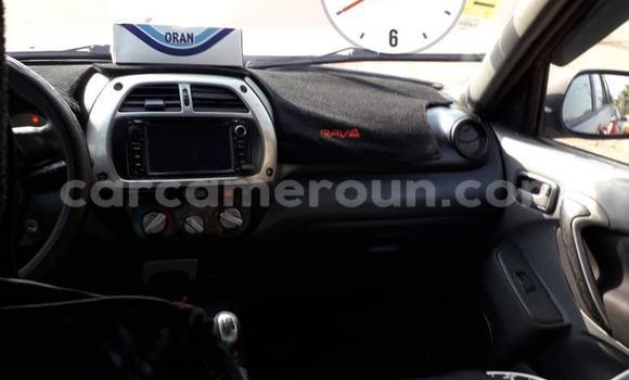 Acheter Occasion Voiture Toyota RAV4 Noir à Yaoundé, Central Cameroon Acheter Occasion Voiture Toyota RAV4 Noir à Yaoundé, Central Cameroon