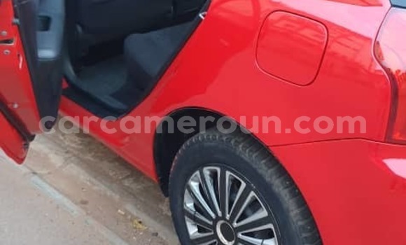 Acheter Occasion Voiture Toyota Corolla Rouge à Yaoundé, Central Cameroon Acheter Occasion Voiture Toyota Corolla Rouge à Yaoundé, Central Cameroon