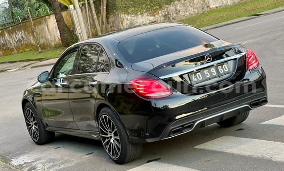 Acheter Occasion Voiture Mercedes‒Benz C–Class Noir à Douala, Littoral Cameroon Acheter Occasion Voiture Mercedes‒Benz C–Class Noir à Douala, Littoral Cameroon