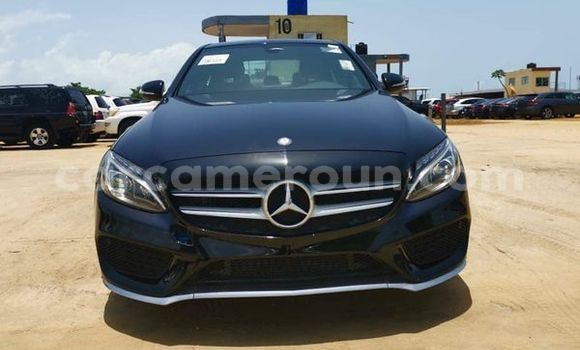 Sayi Sabo Mercedes-Benz C-Classe Black Mota in Douala a Ƙasar Kamaru