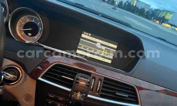Acheter Occasion Voiture Mercedes‒Benz C–Class Noir à Douala, Littoral Cameroon Acheter Occasion Voiture Mercedes‒Benz C–Class Noir à Douala, Littoral Cameroon