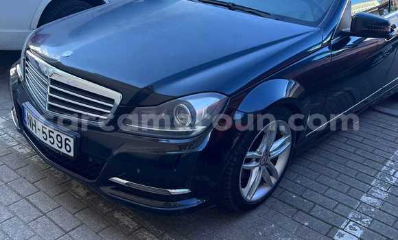 Acheter Occasion Voiture Mercedes‒Benz C–Class Noir à Douala, Littoral Cameroon Acheter Occasion Voiture Mercedes‒Benz C–Class Noir à Douala, Littoral Cameroon