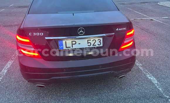 Acheter Occasion Voiture Mercedes‒Benz C–Class Noir à Douala, Littoral Cameroon Acheter Occasion Voiture Mercedes‒Benz C–Class Noir à Douala, Littoral Cameroon