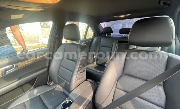 Acheter Occasion Voiture Mercedes‒Benz C–Class Blanc à Douala, Littoral Cameroon Acheter Occasion Voiture Mercedes‒Benz C–Class Blanc à Douala, Littoral Cameroon