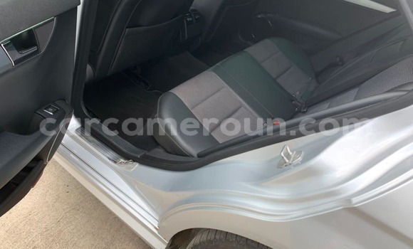 Acheter Neuf Voiture Mercedes‒Benz C–Class Gris à Douala, Littoral Cameroon Acheter Neuf Voiture Mercedes‒Benz C–Class Gris à Douala, Littoral Cameroon