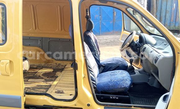 Sayi Na hannu Renault Kangoo Sauran Mota in Douala a Ƙasar Kamaru Sayi Na hannu Renault Kangoo Sauran Mota in Douala a Ƙasar Kamaru