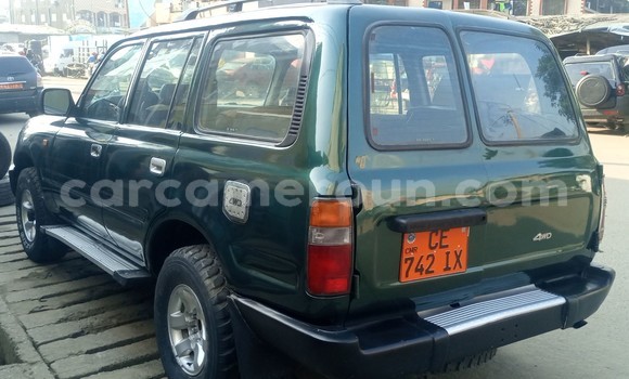 Sayi Na hannu Toyota Land Cruiser Green Mota in Douala a Ƙasar Kamaru Sayi Na hannu Toyota Land Cruiser Green Mota in Douala a Ƙasar Kamaru