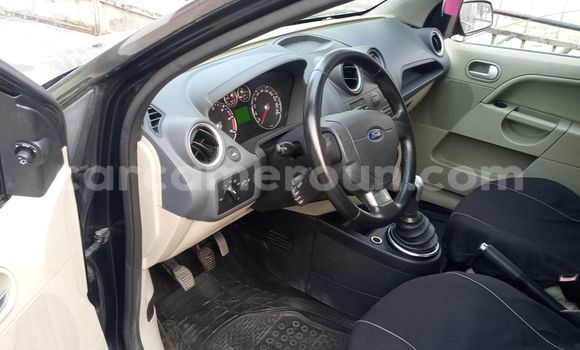 Sayi Imported Ford Fiesta Black Mota in Douala a Ƙasar Kamaru Sayi Imported Ford Fiesta Black Mota in Douala a Ƙasar Kamaru