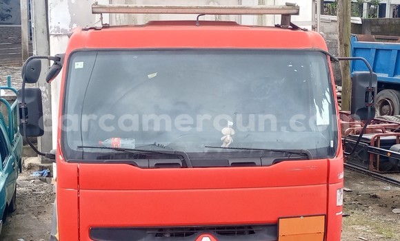 Buy Import Renault Kerax Red Truck in Douala in Littoral Cameroon Buy Import Renault Kerax Red Truck in Douala in Littoral Cameroon