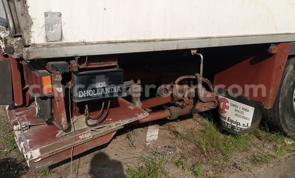 Buy Import Renault Kerax Red Truck in Douala in Littoral Cameroon Buy Import Renault Kerax Red Truck in Douala in Littoral Cameroon