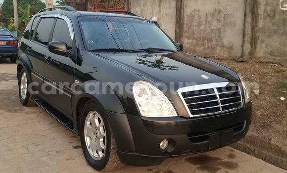 Sayi Imported SsangYong Rexton Black Mota in Douala a Ƙasar Kamaru