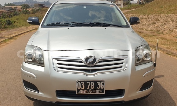 Acheter Occasion Voiture Toyota Avensis Gris à Yaoundé, Central Cameroon Acheter Occasion Voiture Toyota Avensis Gris à Yaoundé, Central Cameroon