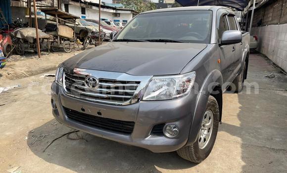 Acheter Occasion Voiture Toyota Hilux Gris à Douala, Littoral Cameroon Acheter Occasion Voiture Toyota Hilux Gris à Douala, Littoral Cameroon