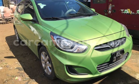 Acheter Occasion Voiture Hyundai Accent Vert à Douala, Littoral Cameroon