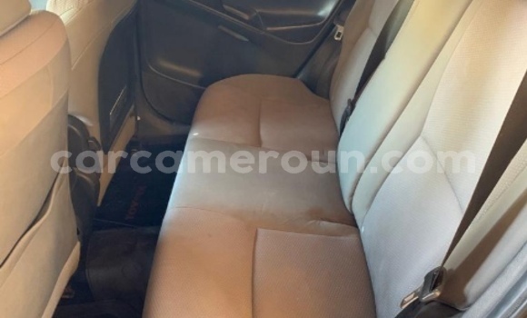 Acheter Occasion Voiture Toyota Matrix Gris à Garoua, North Cameroon Acheter Occasion Voiture Toyota Matrix Gris à Garoua, North Cameroon
