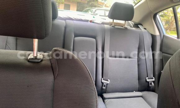 Sayi Na hannu Mazda 3 Blue Mota in Douala a Ƙasar Kamaru Sayi Na hannu Mazda 3 Blue Mota in Douala a Ƙasar Kamaru