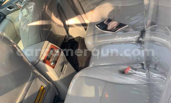 Sayi Sabo Toyota Highlander Azurfa Mota in Yaounde a Babban Kamaru Sayi Sabo Toyota Highlander Azurfa Mota in Yaounde a Babban Kamaru