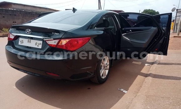 Buy New Hyundai Sonata Black Car in Yaounde in Central Cameroon Buy New Hyundai Sonata Black Car in Yaounde in Central Cameroon