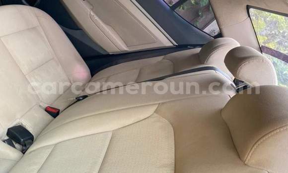 Sayi Na hannu Hyundai Elantra Black Mota in Yaounde a Babban Kamaru Sayi Na hannu Hyundai Elantra Black Mota in Yaounde a Babban Kamaru