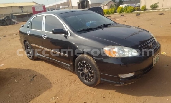 Acheter Occasion Voiture Toyota Corolla Noir à Garoua, North Cameroon