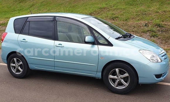 Buy Used Toyota Verso Blue Car in Yaounde in Central Cameroon