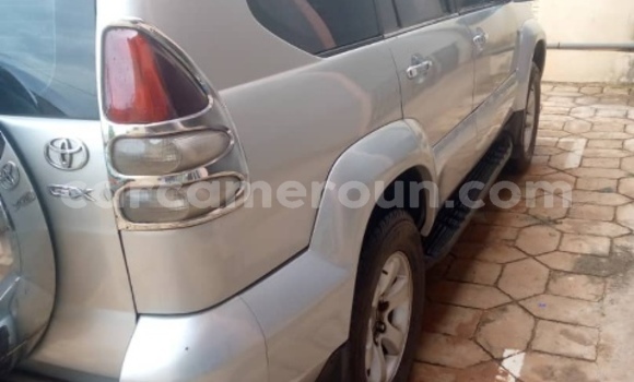 Acheter Occasion Voiture Toyota Land Cruiser Prado Gris à Garoua, North Cameroon Acheter Occasion Voiture Toyota Land Cruiser Prado Gris à Garoua, North Cameroon