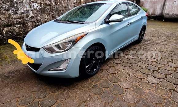 Sayi Na hannu Hyundai Elantra Blue Mota in Douala a Ƙasar Kamaru Sayi Na hannu Hyundai Elantra Blue Mota in Douala a Ƙasar Kamaru