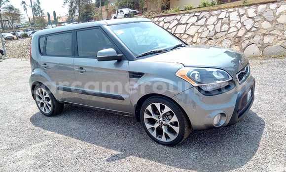 Sayi Na hannu Kia Soul Azurfa Mota in Yaounde a Babban Kamaru