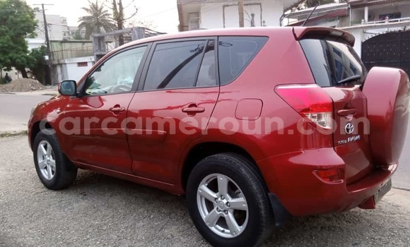 Acheter Occasion Voiture Toyota RAV4 Rouge à Douala, Littoral Cameroon Acheter Occasion Voiture Toyota RAV4 Rouge à Douala, Littoral Cameroon