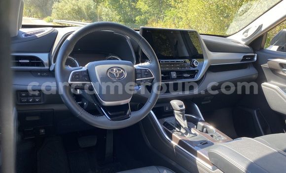 Acheter Import Voiture Toyota Highlander Bleu à Douala, Littoral Cameroon Acheter Import Voiture Toyota Highlander Bleu à Douala, Littoral Cameroon