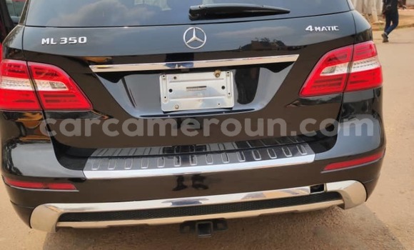 Acheter Occasion Voiture Mercedes‒Benz ML–Class Noir à Yaoundé, Central Cameroon Acheter Occasion Voiture Mercedes‒Benz ML–Class Noir à Yaoundé, Central Cameroon