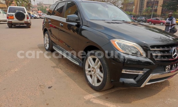 Acheter Occasion Voiture Mercedes‒Benz ML–Class Noir à Yaoundé, Central Cameroon Acheter Occasion Voiture Mercedes‒Benz ML–Class Noir à Yaoundé, Central Cameroon